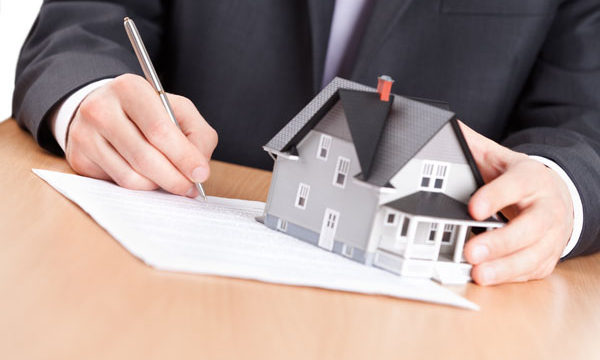Un avocat spécialisé en droit immobilier : une ressource indispensable pour les entreprises du bâtiment